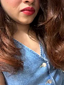 riya_sharma11 Show Webcam