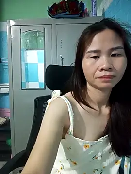Donatella28 Show Webcam