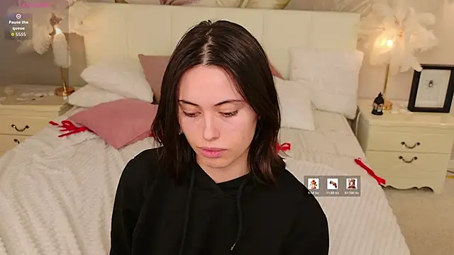 Lunaa_Babygirl's Live XXX Chat