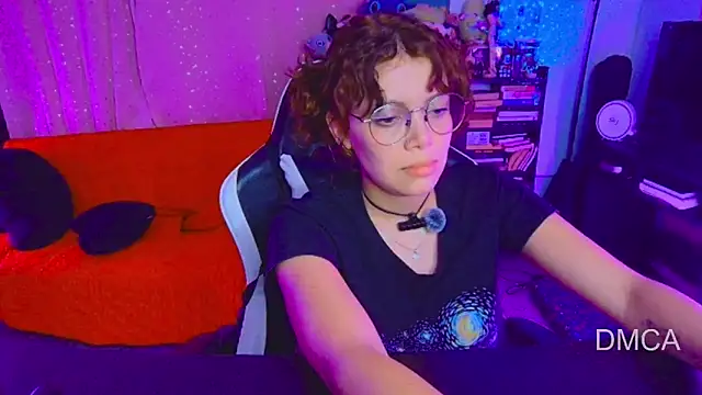 Drea_Foox Adlı Modelin Canlı XXX Sohbeti