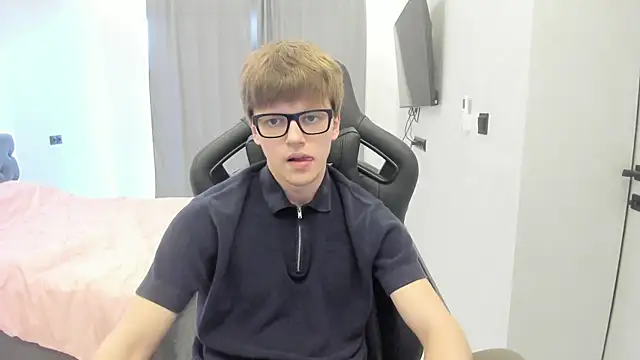 Webkamerová show bonekoambalabu