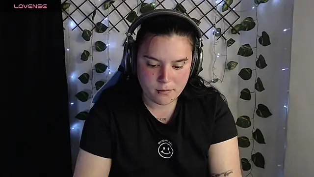 Nika_1_'s Live XXX Chat