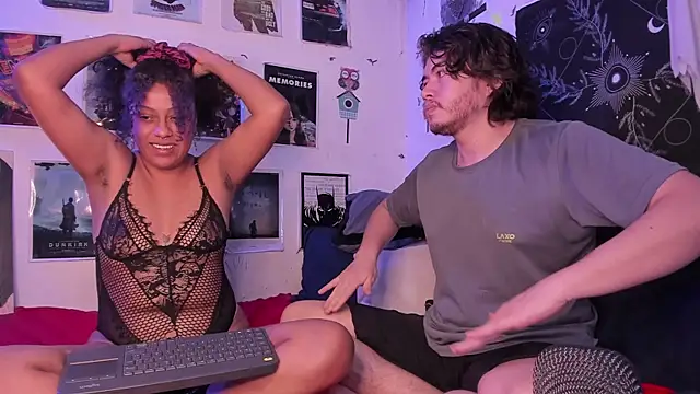 hothoneychile live XXX chat