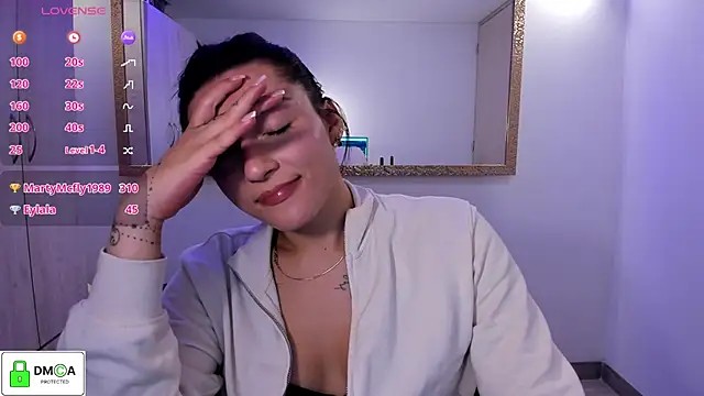 EricaVanderhill webcam show