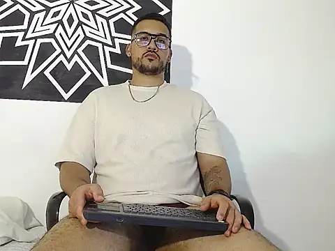 _CHRIS-DENNIS_: απευθείας συνομιλία ΧΧΧ