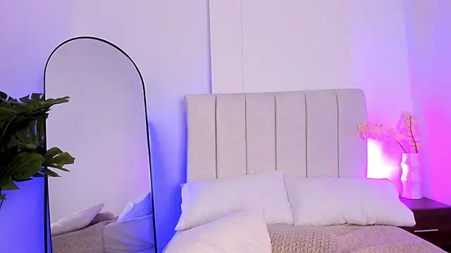 XXX chat uživo modela KaliBloom