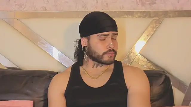 دردشة Benny_and_Mark الجنسية المباشرة