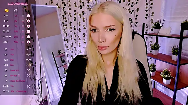 AnyaTaylor_ Chat XXX in diretta