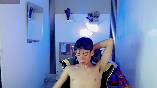 Chat +18 de Liarr_ ao vivo