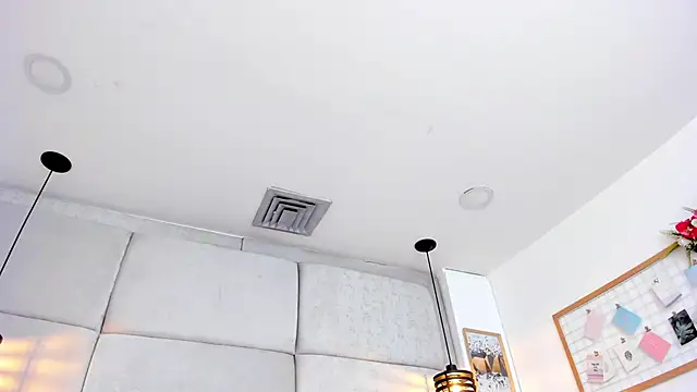 IvonneOwen Pertunjukan Webcam
