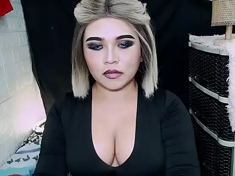 sexyselfsuckerts 现场XXX聊天