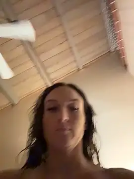 Kate-Paul Adlı Modelin Canlı XXX Sohbeti
