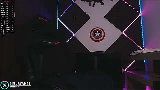 Chat +18 de bigryann23 ao vivo