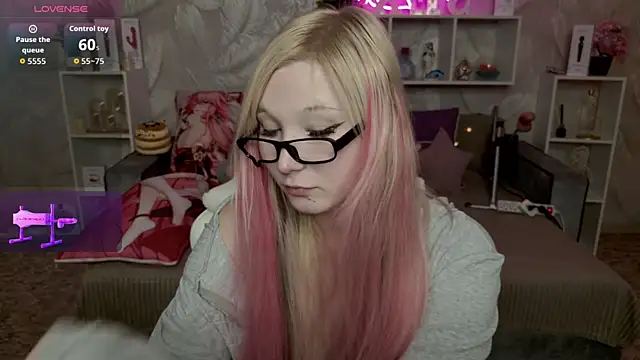 Chat +18 de MeowkaKitty ao vivo