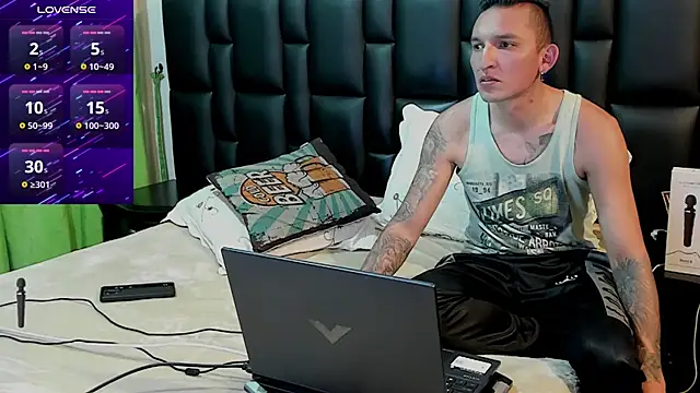 Вебкам-шоу Mike_Waters