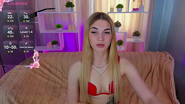MeowAdel's Webcam Show