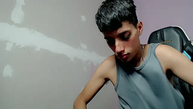 Yei_lee_ élő XXX-chatje