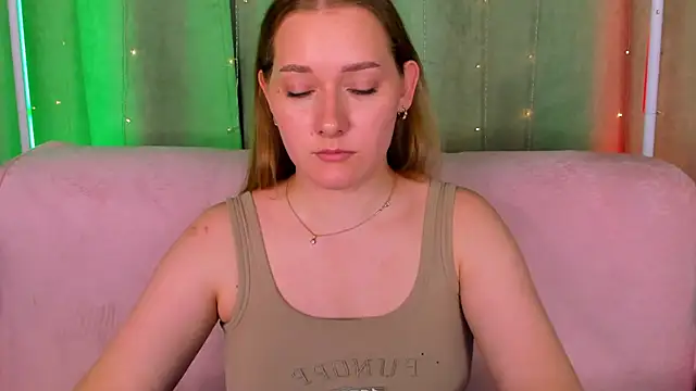 Chat XXX en directo de AlinaVice