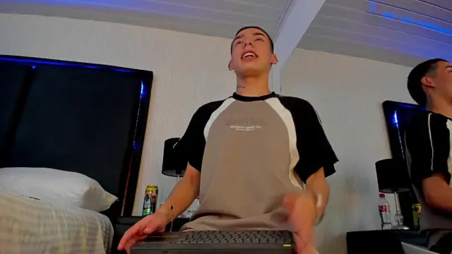 Вебкам-шоу Aron_maxx