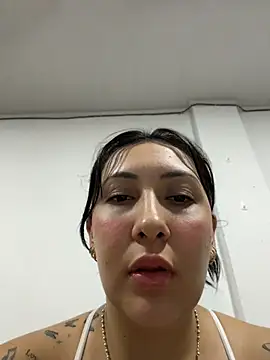 KittyObsession's Webcam Show