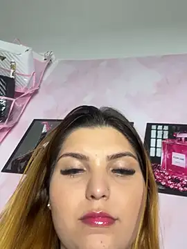 melyssaa23 Pertunjukan Webcam