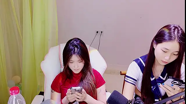 Xiongchumo1120 网络视讯表演