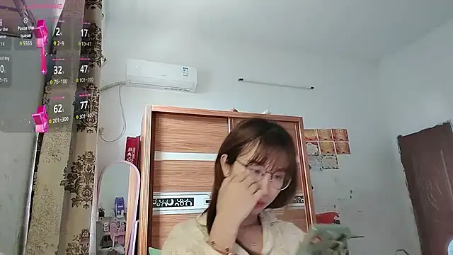 Lili_666 live XXX chat