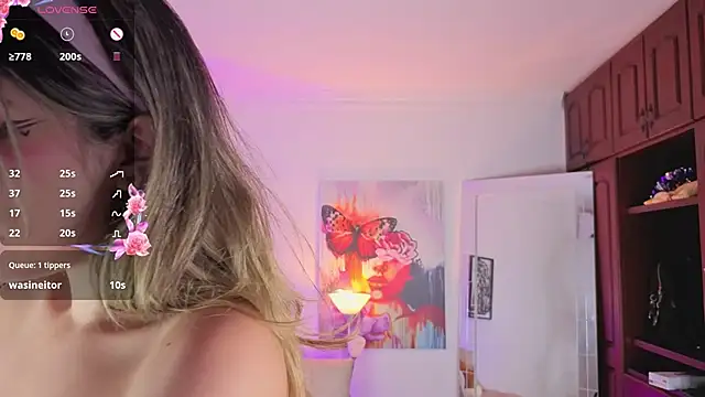 Chat +18 de NATAASHA___ ao vivo