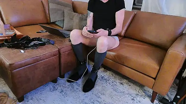 dress_socks_suits webkamerás műsora