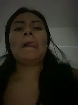 Debora9703 élő XXX-chatje