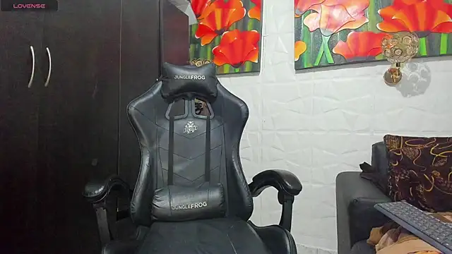 Miss_diosadenylon Chat XXX in diretta