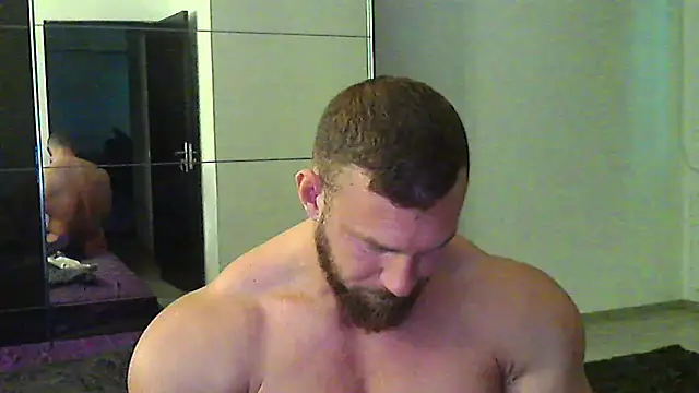 muscularkevin Webcam show