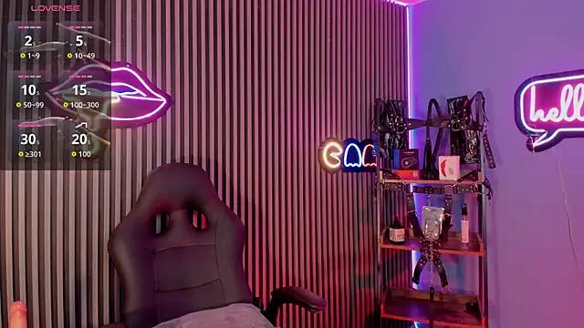 Maximoking26's Webcam Show