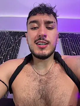 Show modela Zionmattis na web-kameri