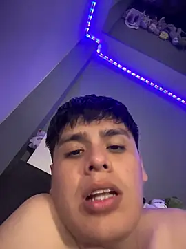 Kailertwink élő XXX-chatje