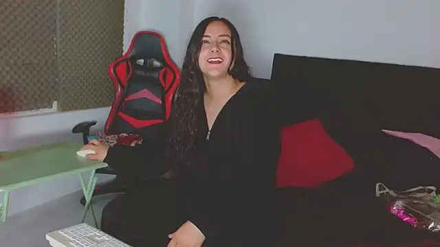 Chat +18 de Noamartin_ ao vivo