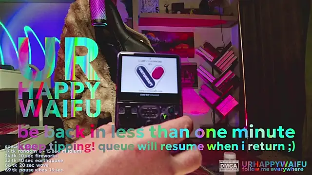 urhappywaifu webkamerás műsora