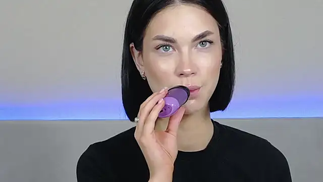 XXX chat uživo modela RachaelMils