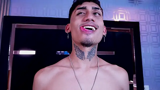 Dark_Eros_ Adlı Modelin Canlı XXX Sohbeti