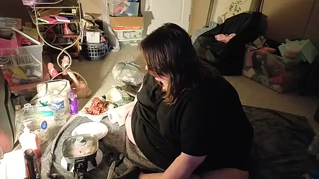 ChubbiGhostiii's Live Chat Room