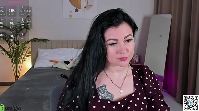 Monika_Martinezz Chat XXX in diretta