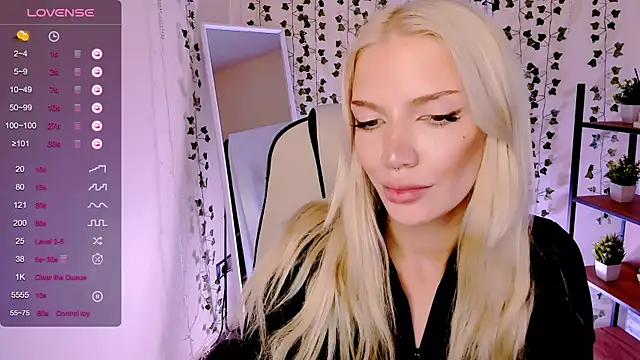 AnyaTaylor_ Live XXX-chat