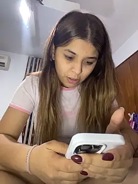 baddieasiantv Adlı Modelin Canlı XXX Sohbeti