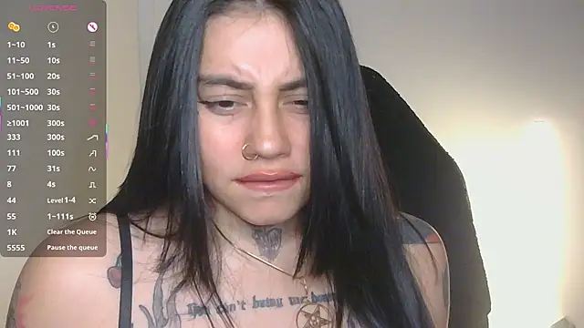 val_bardot Chat XXX in diretta