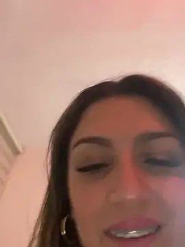 BellaViolet Live XXX Chat