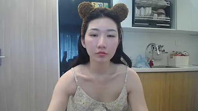 Chat +18 de Asiagirll ao vivo