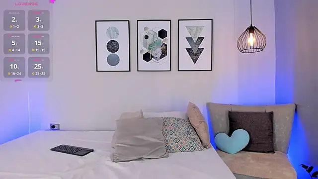 ariavelvet_ Adlı Modelin Canlı XXX Sohbeti