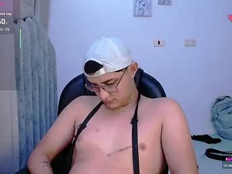 yesitwink_ Live XXX-chat