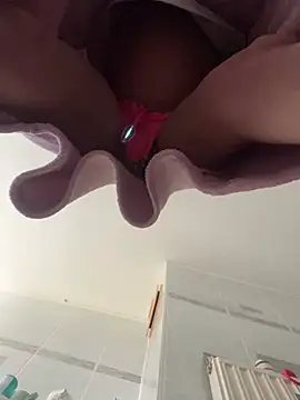 F3ckd0lllucy webcam show