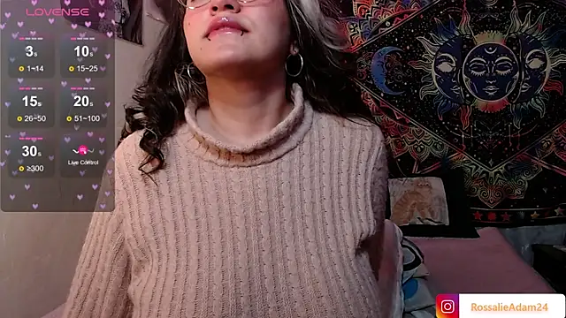 RossalieAdam24's Live XXX Chat